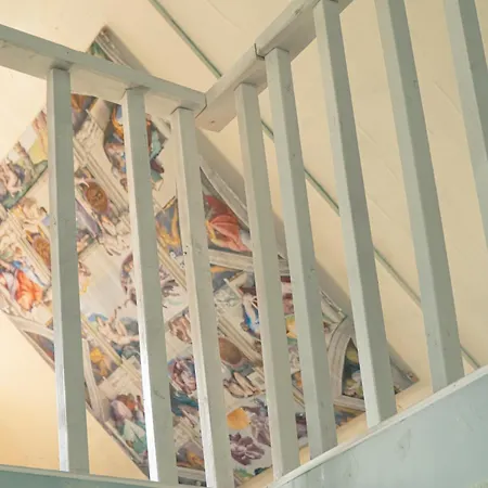 Arty House, 2 *